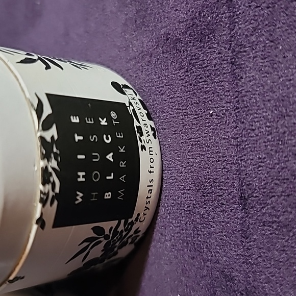 White House Black Market jewelry set. - Picture 3 of 6